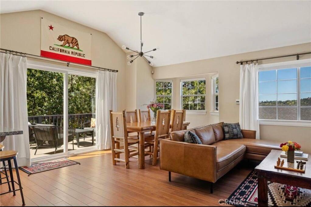 Charming Getaway Cabin Lake Arrowhead Exterior foto